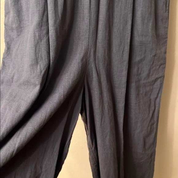 Lovestitch Blue Sleeveless Jumpsuit with V-Neck and Wide-Leg - Picture 5 of 17
